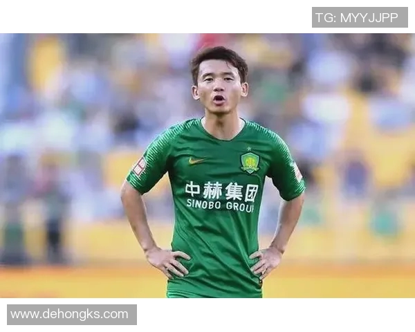 中国足球明星的代表人物是谁他在国际赛场上的表现如何